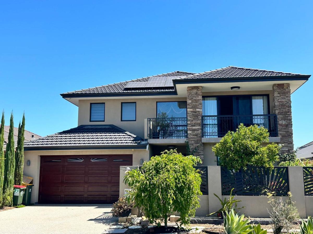 Comfortable Luxury Home Perth Exterior photo